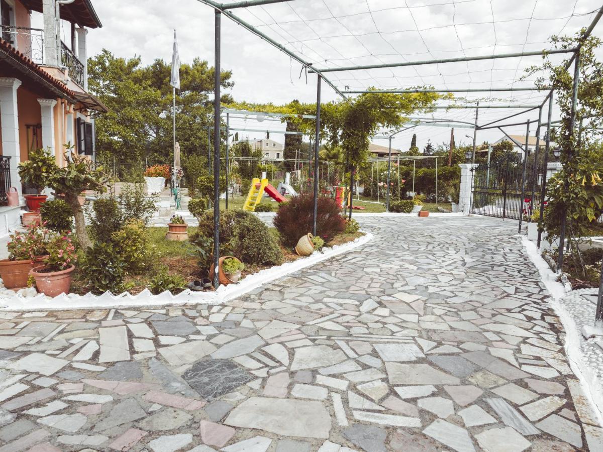 George Apartment Kastellanoi  ภายนอก รูปภาพ