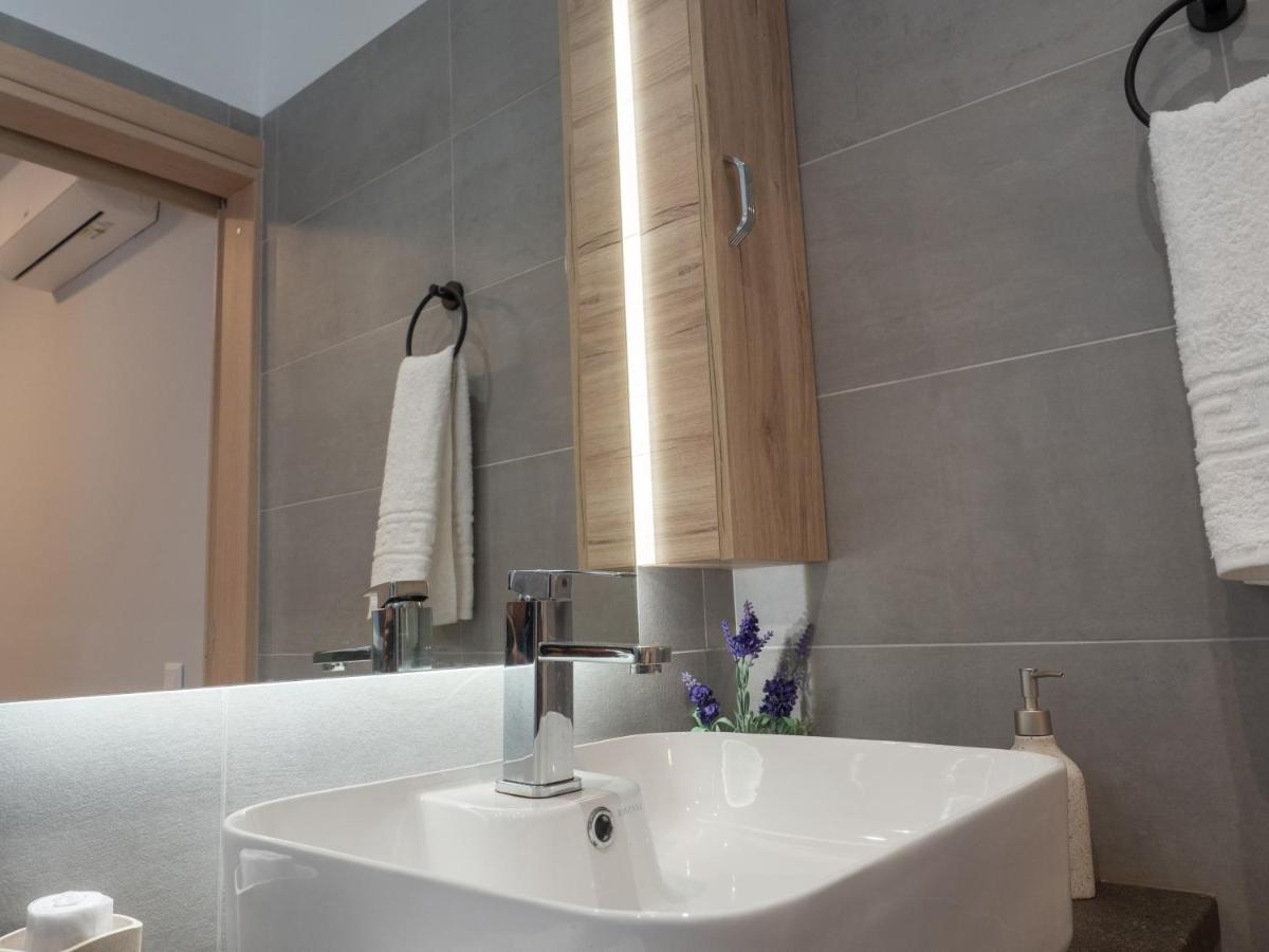 George Apartment Kastellanoi  ภายนอก รูปภาพ