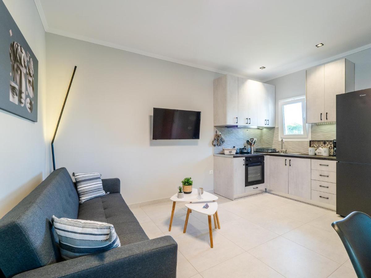 George Apartment Kastellanoi  ภายนอก รูปภาพ